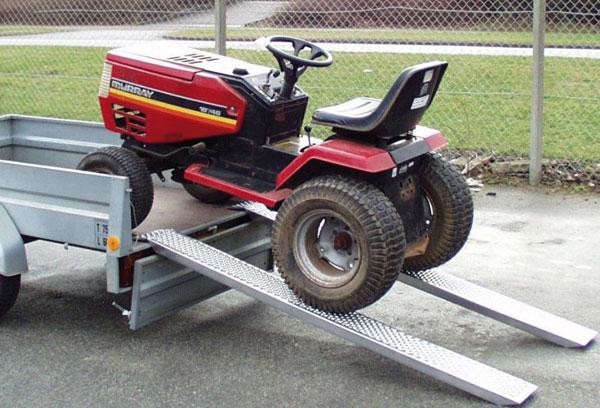 Actual product image HP Autozubehör Loading rail 400 kg without edge Length 1500 mm Travel surface width 180 mm Rail width 215 mm (400 kg)