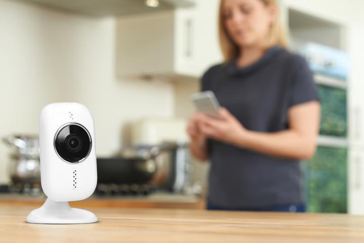 Actual product image Alecto DVC126IP WLAN indoor camera, white (1920 x 1080 Pixels)