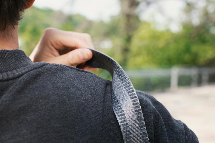 Actual product image Peak Design slide lite (Wrist strap, Neck belt, Shoulder strap)