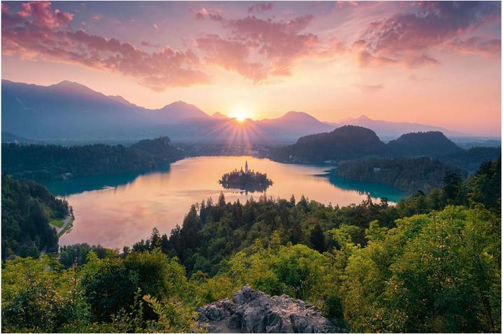 Actual product image Ravensburger Lake Bled, Slovenia (3000 pieces)