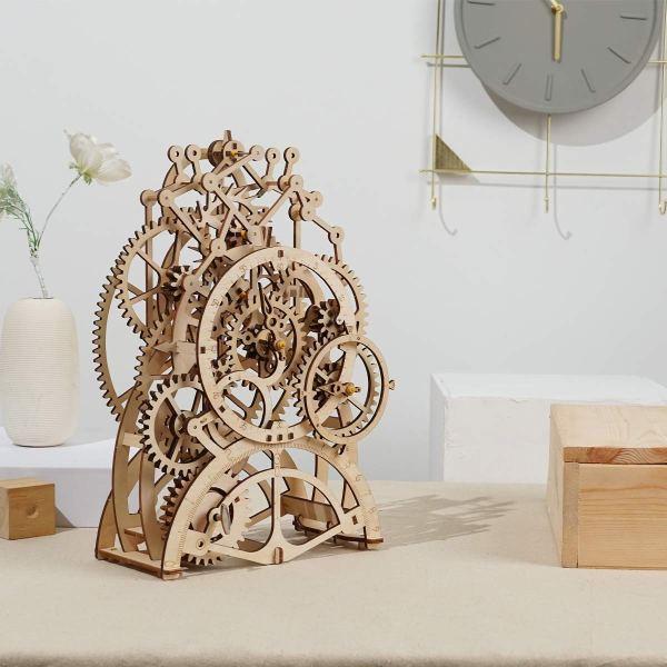 Actual product image Robotime Wooden clockwork kit (166 pieces)