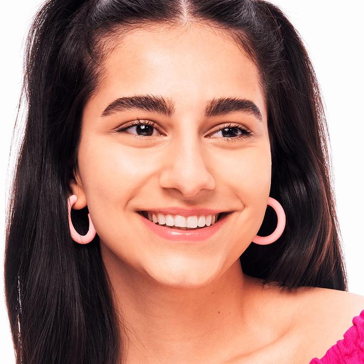 Actual product image essence Skin Lovin' Sensitive (20 Medium, Beige, Smooth protector, Transparent)