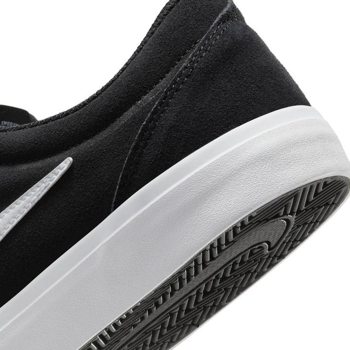 Image du produit Nike Buty Charge Suede IB2750-001 (41)