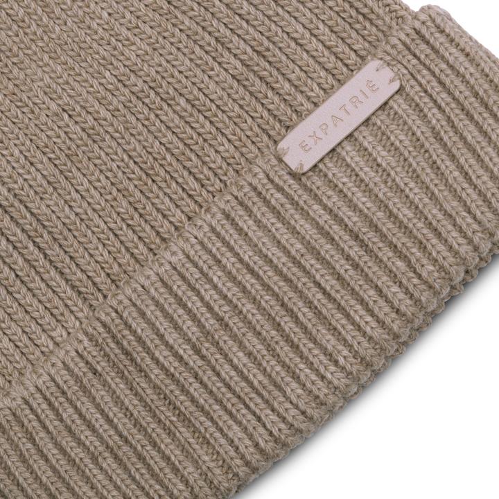 Actual product image Expatrié Luna knitted hat (One size)