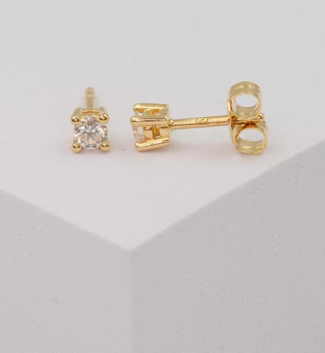 Actual product image Muau Stud earrings 4-handle setting (750/18K yellow gold)
