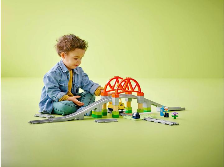 Image du produit LEGO Pont ferroviaire et rails - Kit d'extension (10426)