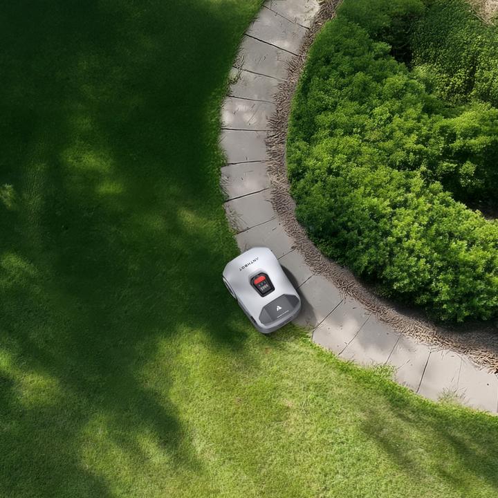 Actual product image Anthbot Genie 3000 MÃ¤hroboter