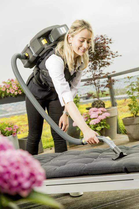 Image du produit Kärcher Professional Aspirateur dorsal à batterie BVL 5/1 (Aspirateur dorsal)