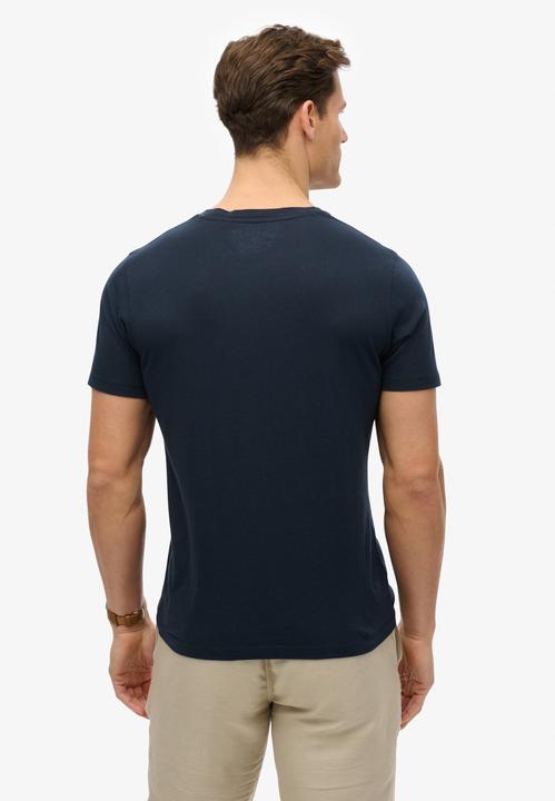 Actual product image Superdry Classic Essential T-Shirt (L)