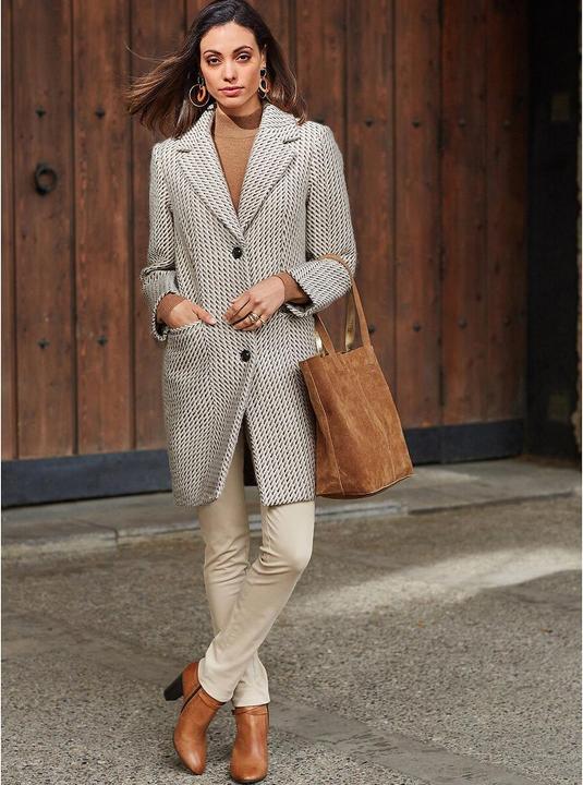 Actual product image Anne Weyburn Stand-up collar jumper (40)