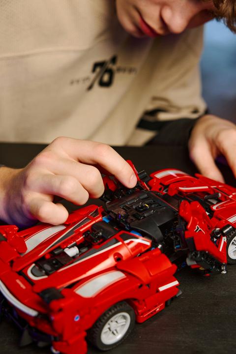 Image du produit LEGO Ferrari FXX K (42212, LEGO Technic)