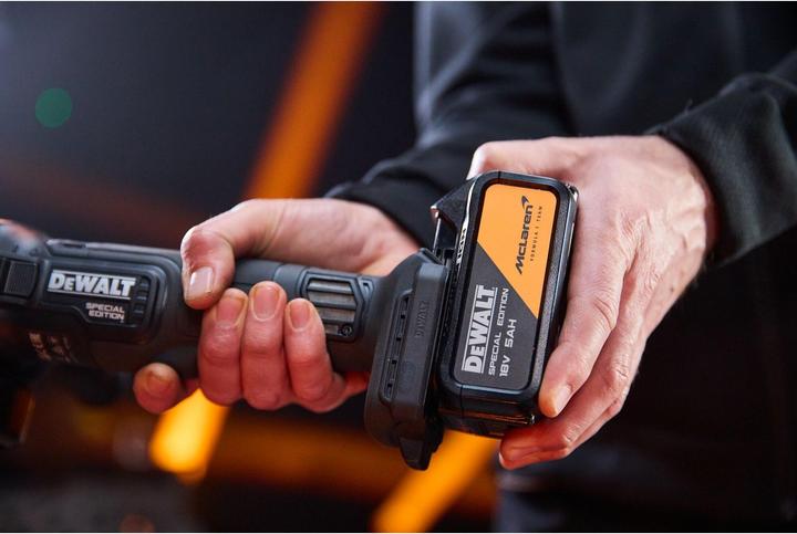 Produktbild DeWalt McLaren DCG45MP2T (18 V)