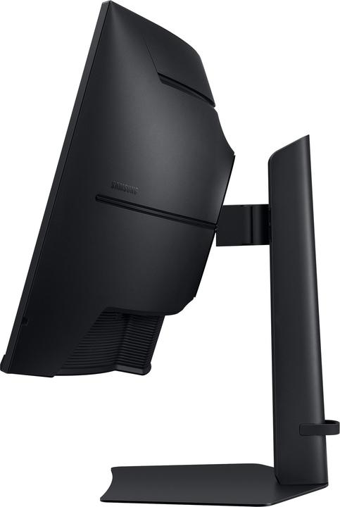 Actual product image Samsung S85TH (5120 x 2160 pixels, 40")