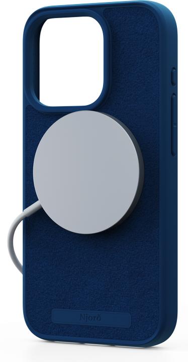 Image du produit Njord Étui rigide en daim MagSafe bleu marine (Apple iPhone 15 Pro)