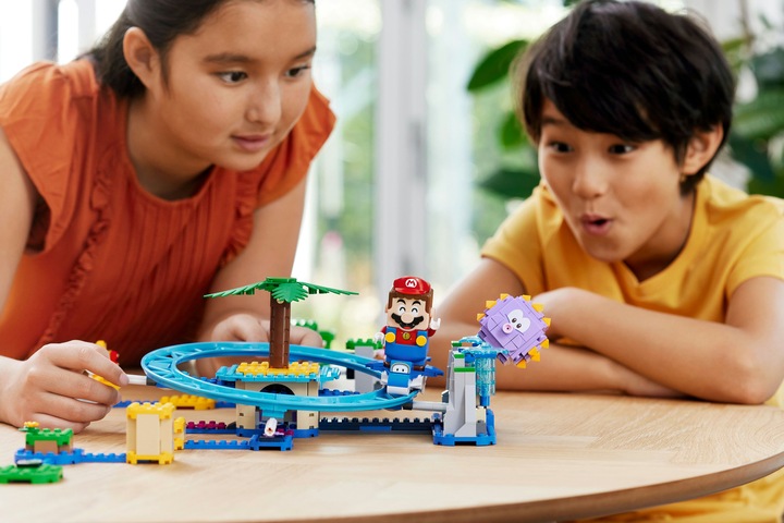 Actual product image LEGO Maxi Igloos Beach Trip - Expansion Set (71400, LEGO Super Mario)