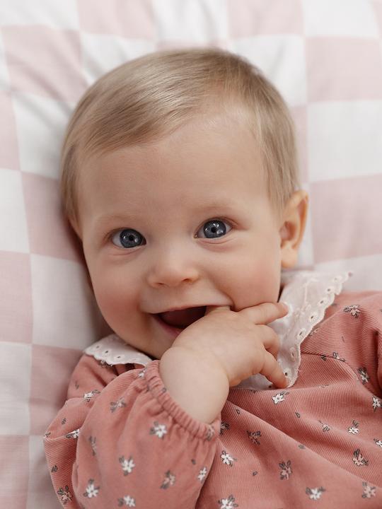 Actual product image Vertbaudet Baby Kurzoverall aus geblümtem Feincord mit besticktem Kragen (74)