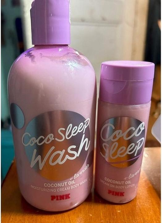 Image du produit Victoria's Secret Lotion pour le corps Pink Coco 3 fl oz & Cream Body Wash 12 oz (Set soin du corps)