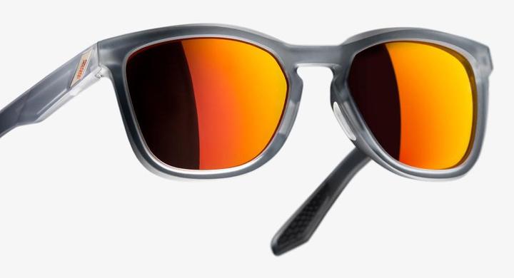 Actual product image 100% Hudson (Soft Tact Transluscent Crystal Grey, HiPer Red Multilayer Mirror)