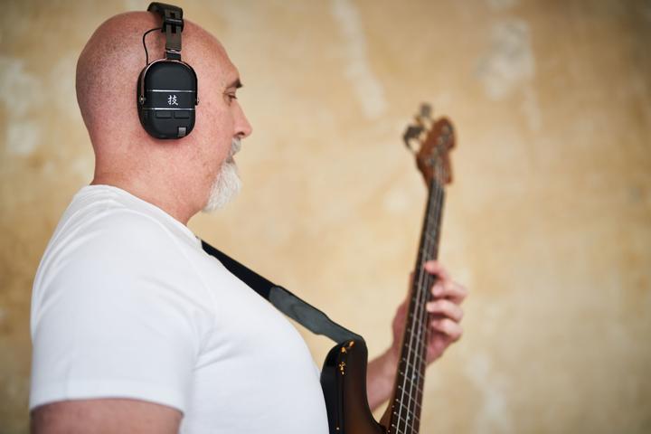 Image du produit BOSS (Electronics) Waza Air Bass (Pas de réduction du bruit, 5 h, Sans fil)