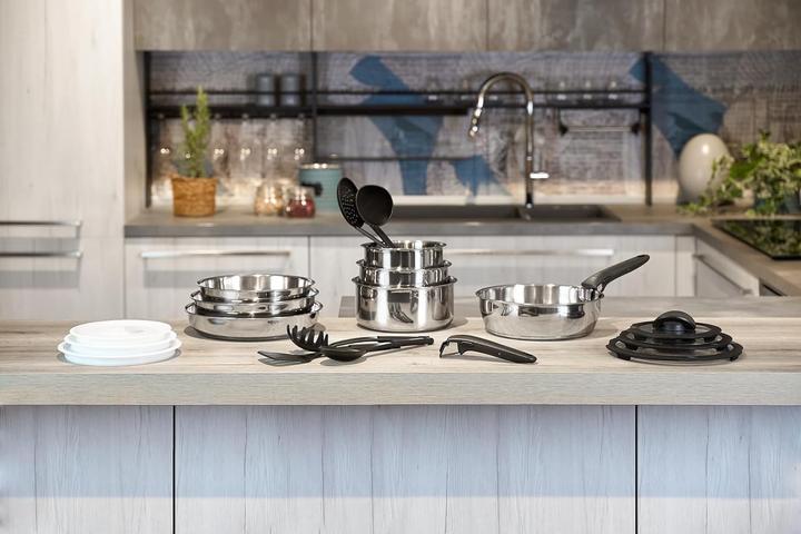 Immagine prodotto Lagostina Set pentole 20 pezzi, compatibile induzione, forno, accessori e coperchi rimovibili (Padella per friggere, Pentola, Acciaio inossidabile)