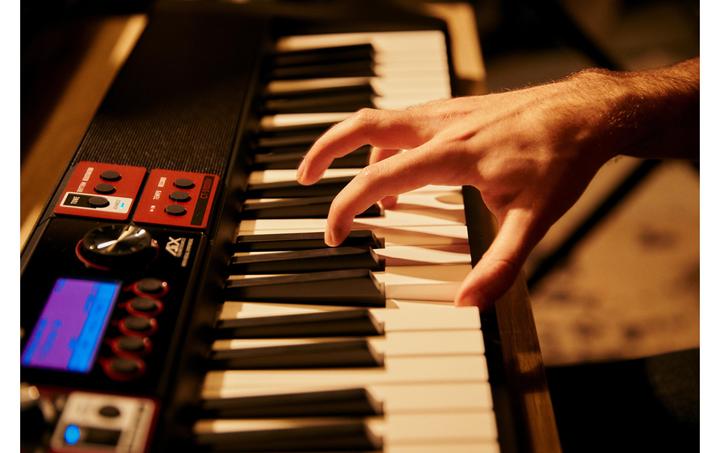 Actual product image Casio Keyboard CT-S1000V (61 Keys)
