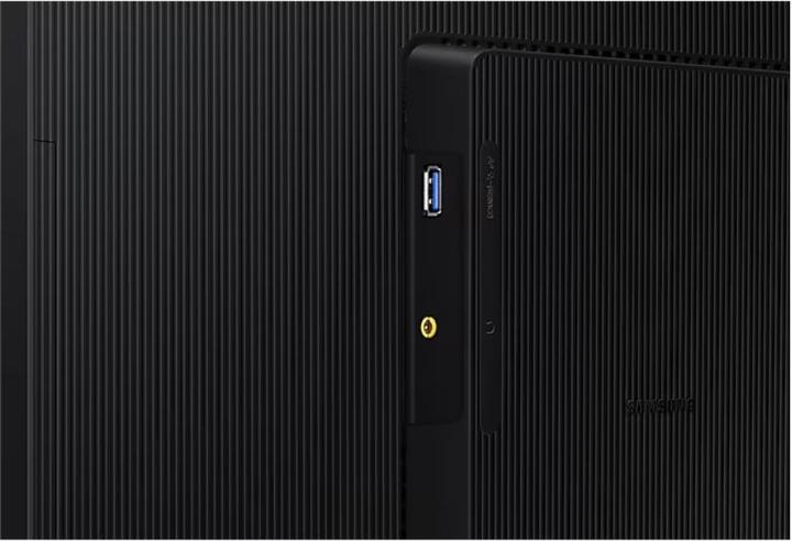 Actual product image Samsung ViewFinity S7 - S70D (3840 x 2160 Pixels, 32")