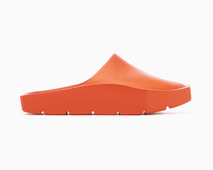 Orange brillant