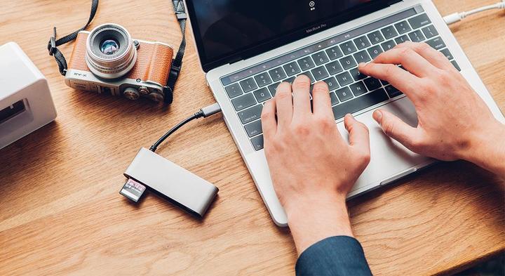 Actual product image Moshi 99MO084213 USB 3.0 (3.1 Gen 1) Type-C (USB-C, 1 Ports)
