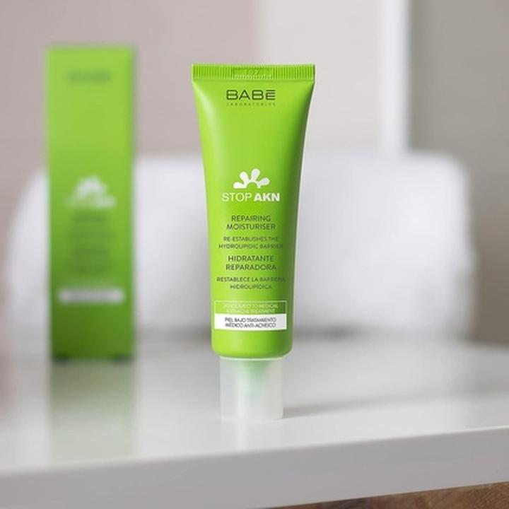 Actual product image Babé Laboratorios Stop Acne Moisturising Repairing Cream 50ml (50 ml)