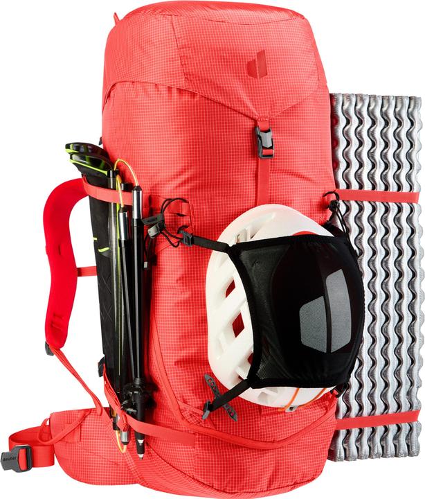 Actual product image Deuter Guide 42 + 6 (42 l)