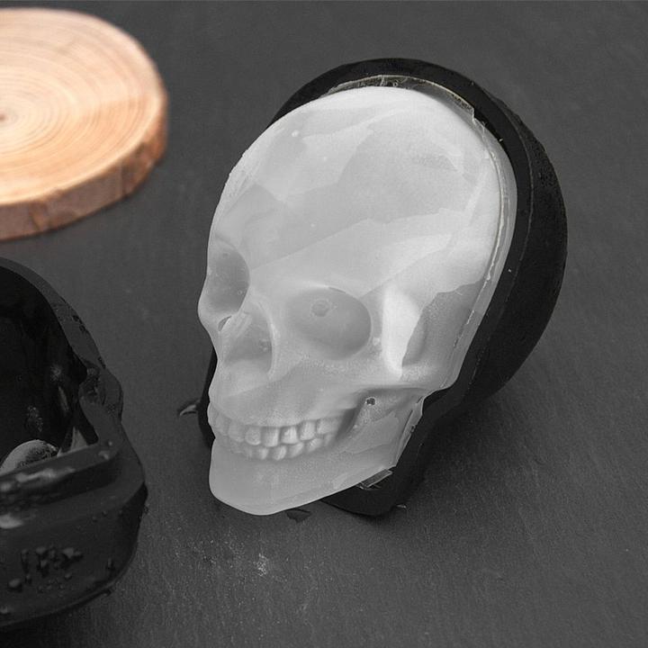 Actual product image Metamorph Grosse Schädel Silikonform für Eiswürfel, Schokolade und zum Backen 8,5 cm