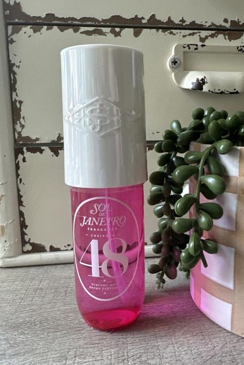 Produktbild Sol de Janeiro Duftender Nebel (90 ml, Körper- & Haarduftspray)