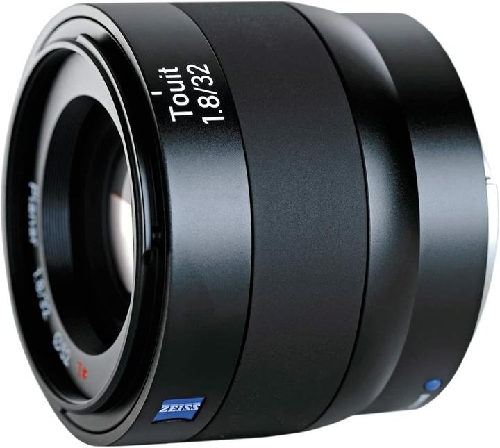 Actual product image Zeiss Touit 32mm, f/1.8 (Sony E, APS-C / DX)