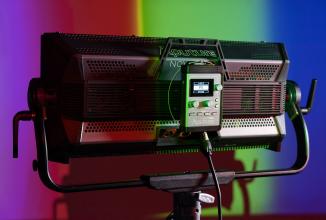 Actual product image Aputure Nova P600c (Surface luminaire)