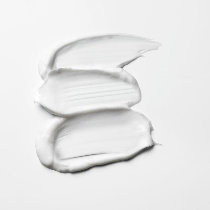 Actual product image Shu Uemura Colour Lustre Colour Protecting Treatment (200 ml)