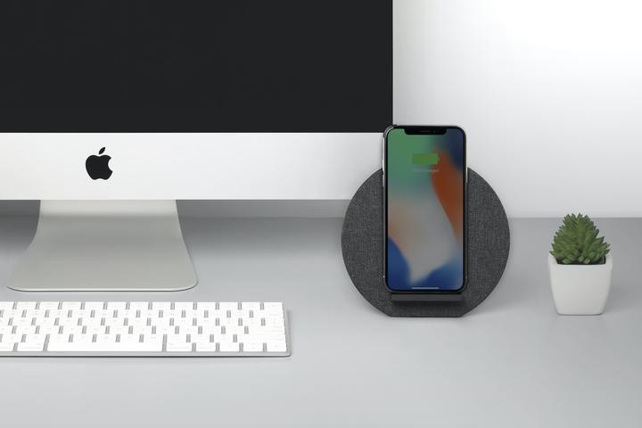 Actual product image Native Union Dock (10 W)