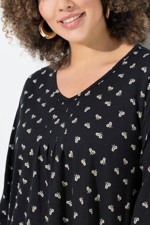 Immagine prodotto Ulla Popken Maglia dal taglio svasato con fiori, scollo a V e maniche a 3/4 (50, 52)