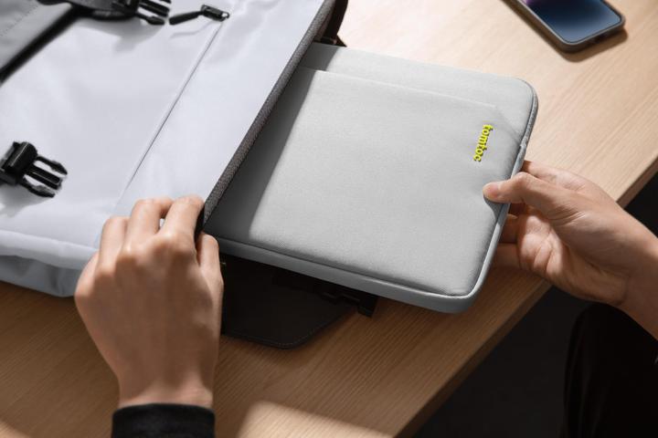 Actual product image tomtoc Light-B18 (iPad Pro 12.9 2020 (4. Gen), iPad Pro 12.9 2018 (3. Gen), iPad Pro 12.9 2021 (5th Gen), iPad Pro 12.9 2022 (6th Gen))