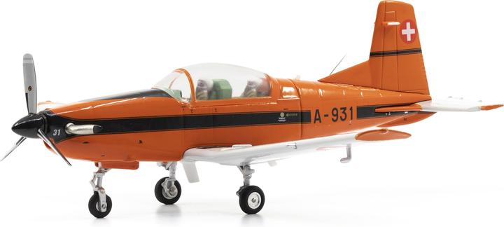 Image du produit Ace Pilatus PC-7 A-931 peinture d'origine orange