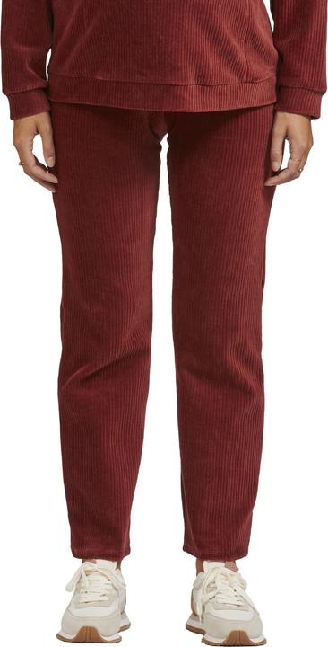Bordeaux red