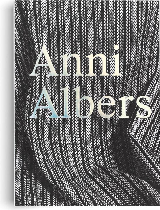 Immagine prodotto Anni Albers: Constructing Textiles (Tedesco, Amy Jean Porter, Anni Albers, Brenda Danilowitz, Fabienne Eggelhöfer, Frida Escobedo, Glenn Adamson, Jeffrey Saletnik, Karis Medina, Nicholas Fox Weber, Nina Zimmer, 2025)