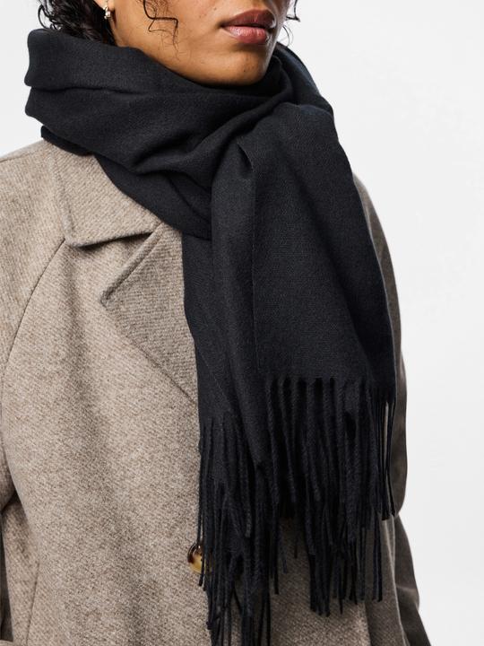 Actual product image Pieces Pcnoah Long Scarf Noos Bc
