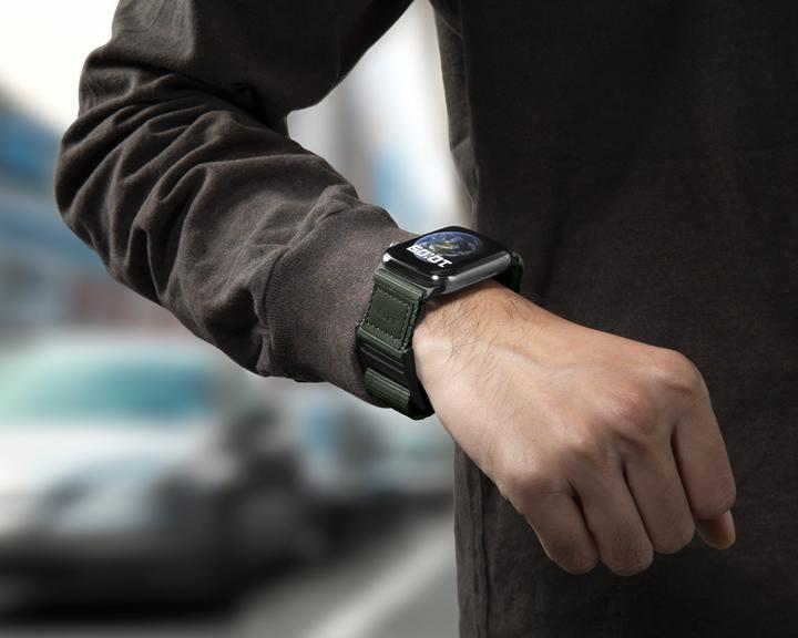 Image du produit Laut CHAMPS SPORT 42/44/45/49mm (42 mm, 44 mm, 45 mm, 49 mm, Nylon, Textile)