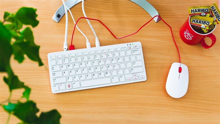 Produktbild Raspberry Pi 400 DE Starterkit