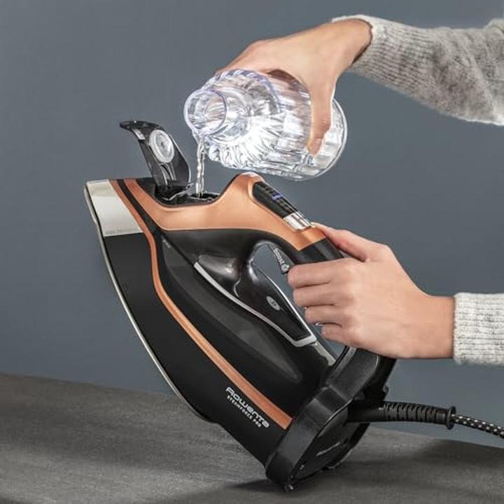 Produktbild Rowenta DW9520 Steamforce Pro Dampfbügeleisen schwarz/bronze (3200 W, 300 g/min)