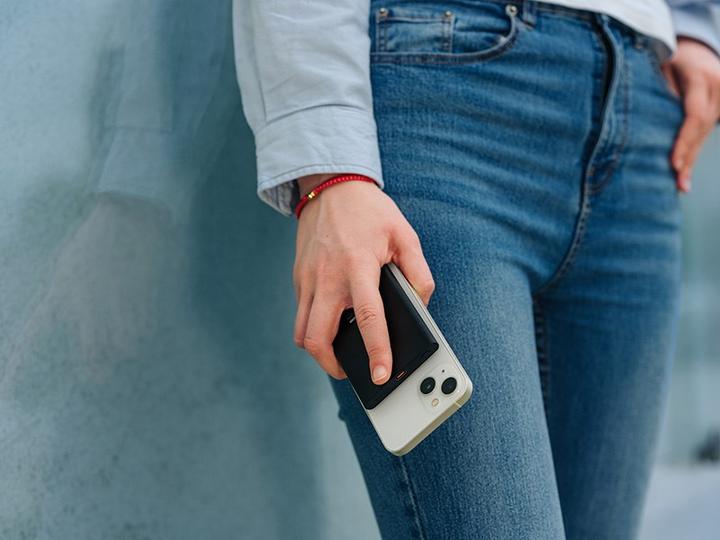 Actual product image Tracer POWERBANK AIRMAG2 5000MAH PD20W+15W MAG (5000 mAh, 20 W, 74 Wh)