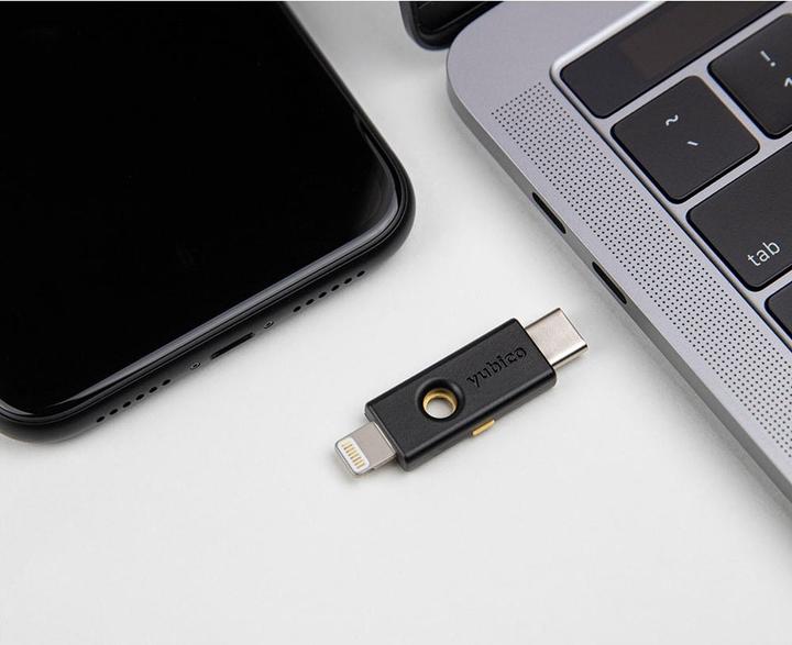 Actual product image Yubico YubiKey 5Ci