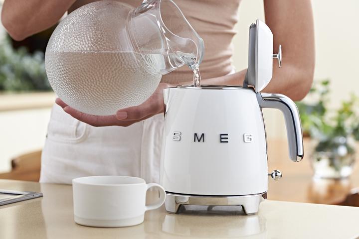 Actual product image Smeg 50's Retro Style Mini (0.80 l)