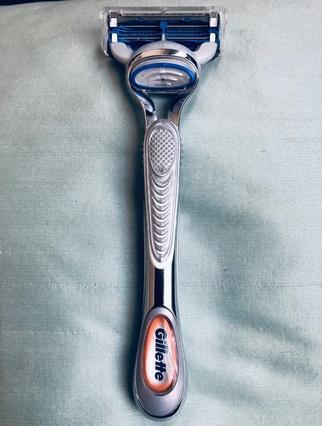 Actual product image Gillette SkinGuard Sensitive Skin Shaving Razor + Blade