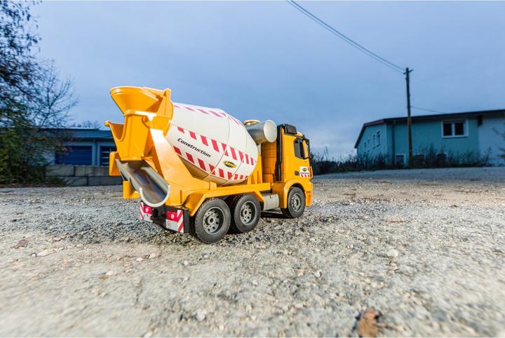 Actual product image Carson 1:20 MB Arocs Concrete Mixer 100% RTR (RTR Ready-to-Run)